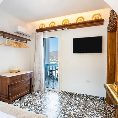 Lägenhet Gorgona Traditional 3