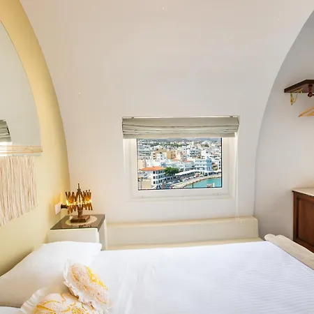 Gorgona Traditional 3 Apartment